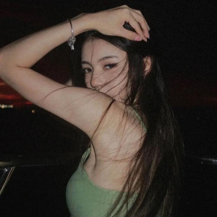 妓女。演员。皮条客